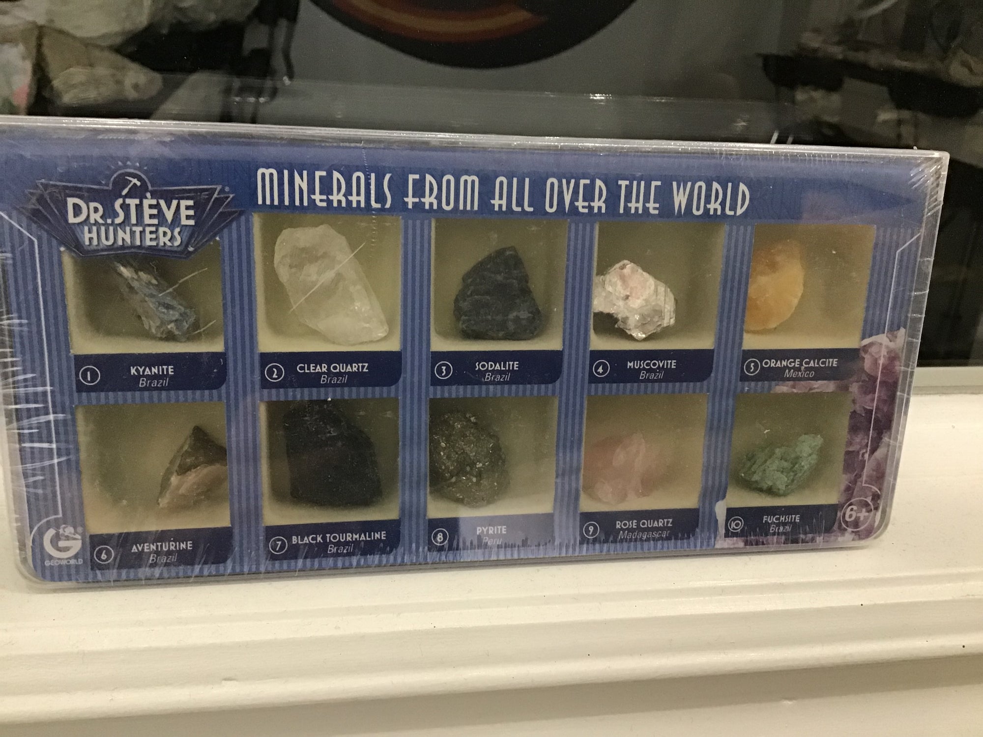 Mineral display sm