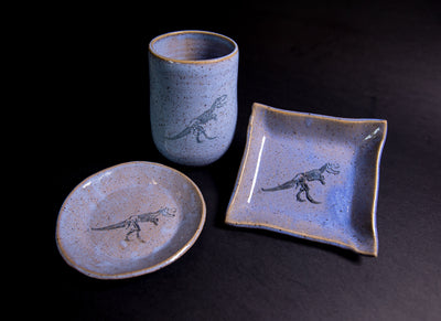 Dino pottery cup