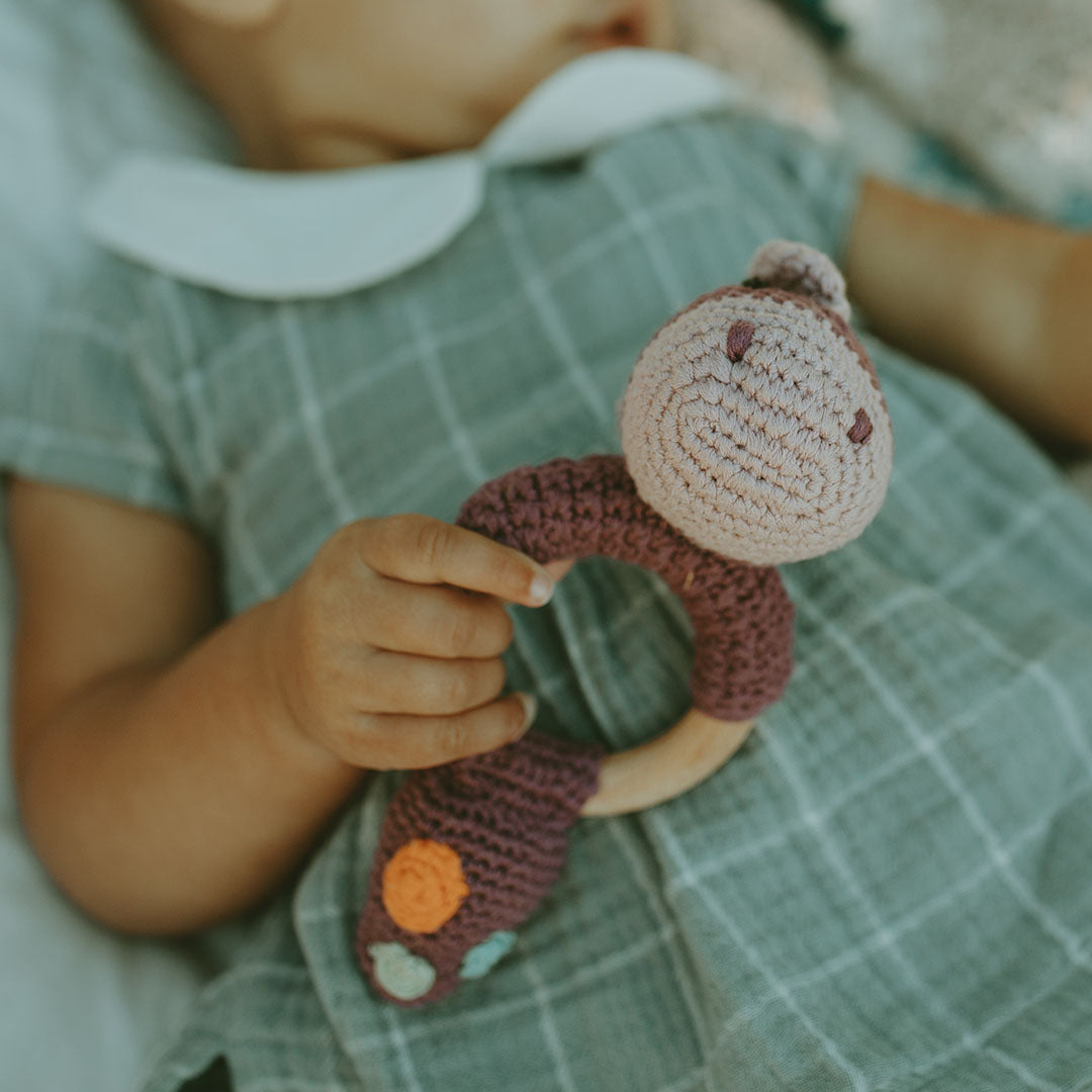 Wooden teething ring